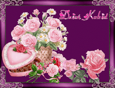 Fioletowa kartka z kwiatami dzień kobiet